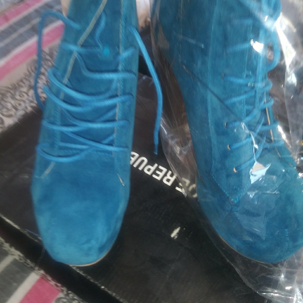 Women's booties - Picture 5 of 5